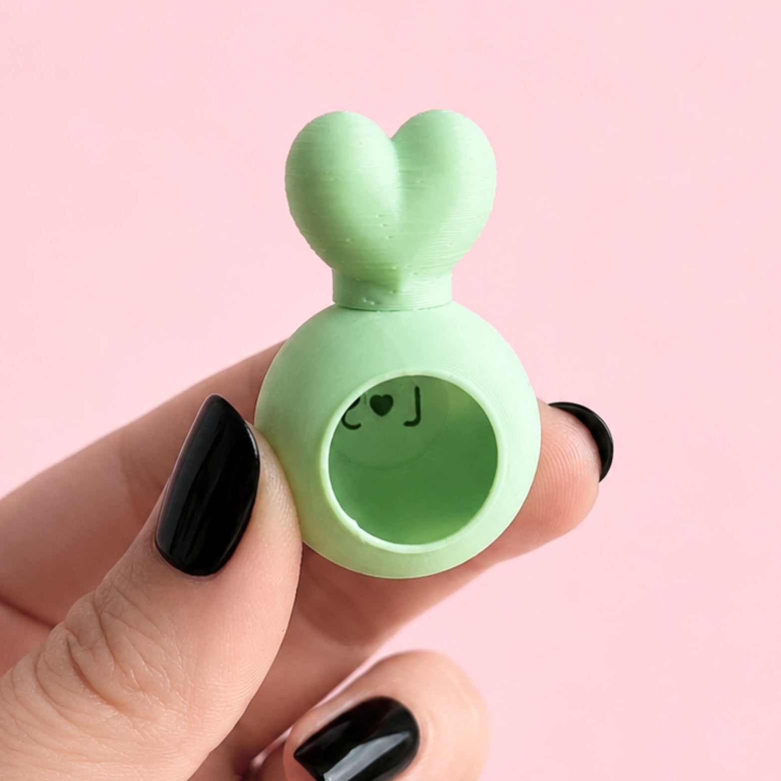 Juvenile jumping spider hide with heart topper in pastel green